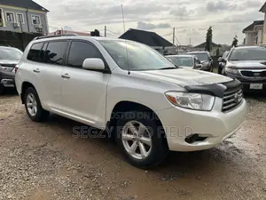 Toyota Highlander V6 2009 White
