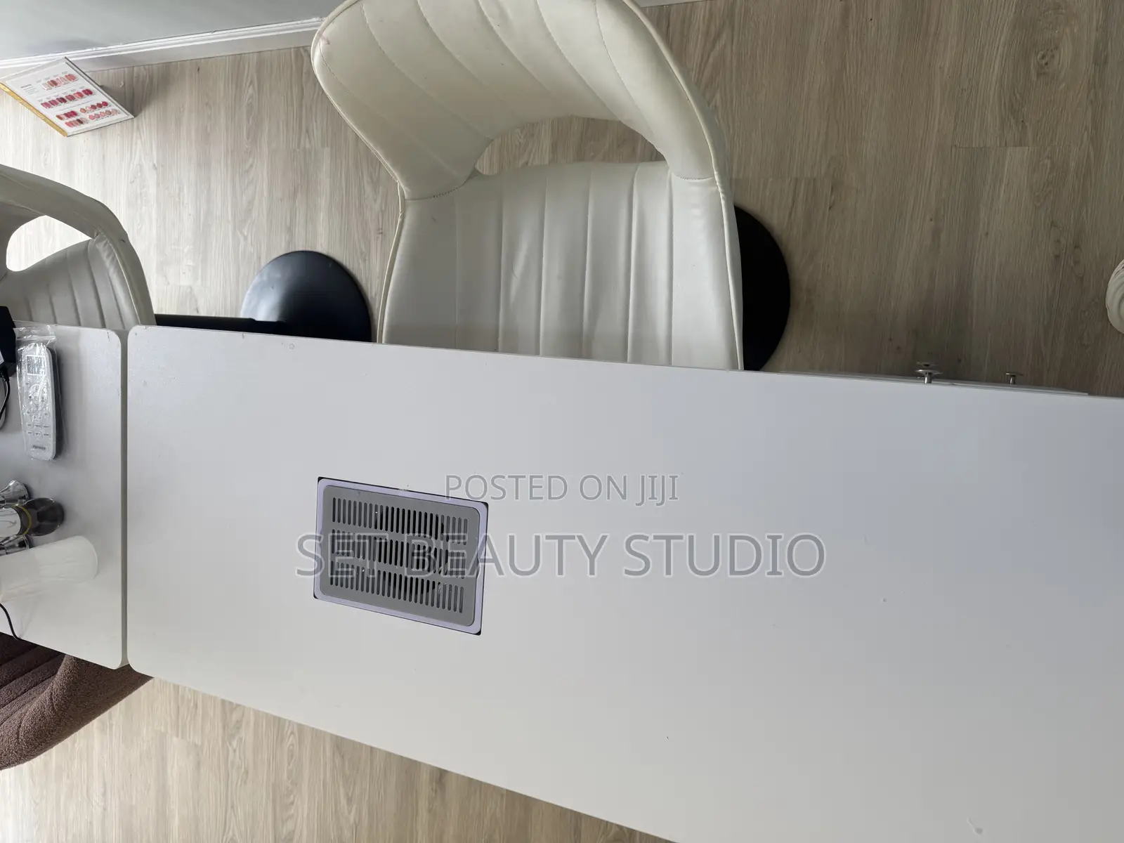Nail Tech Table Chair