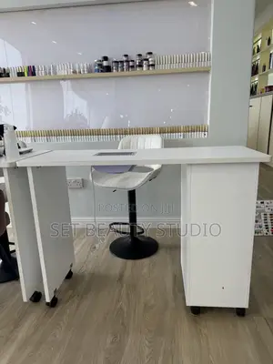 Nail Tech Table Chair