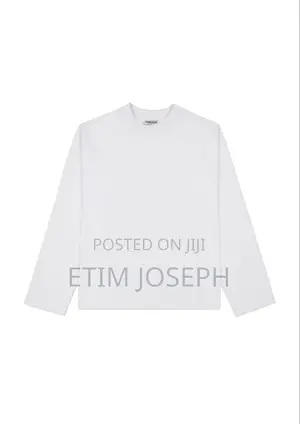 Plain Black and White Longsleeve