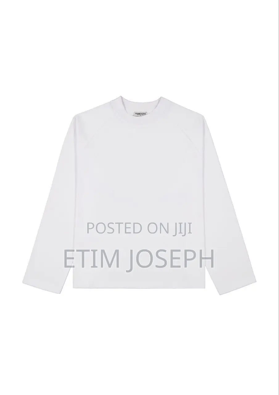 Plain Black and White Longsleeve