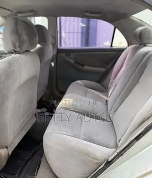 Toyota Corolla 2004 Silver