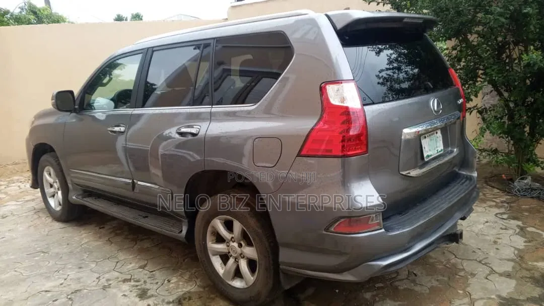Lexus GX 2012 Gray