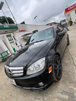 Mercedes-Benz C300 2009 Black