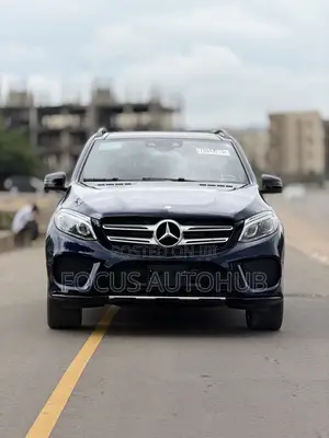 Mercedes-Benz GLE-Class 2017 Blue