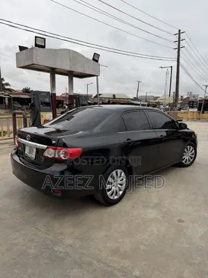 Toyota Corolla 2013 Black
