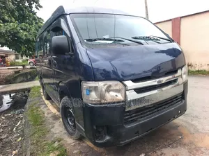 Toyota HiAce 2012 Blue