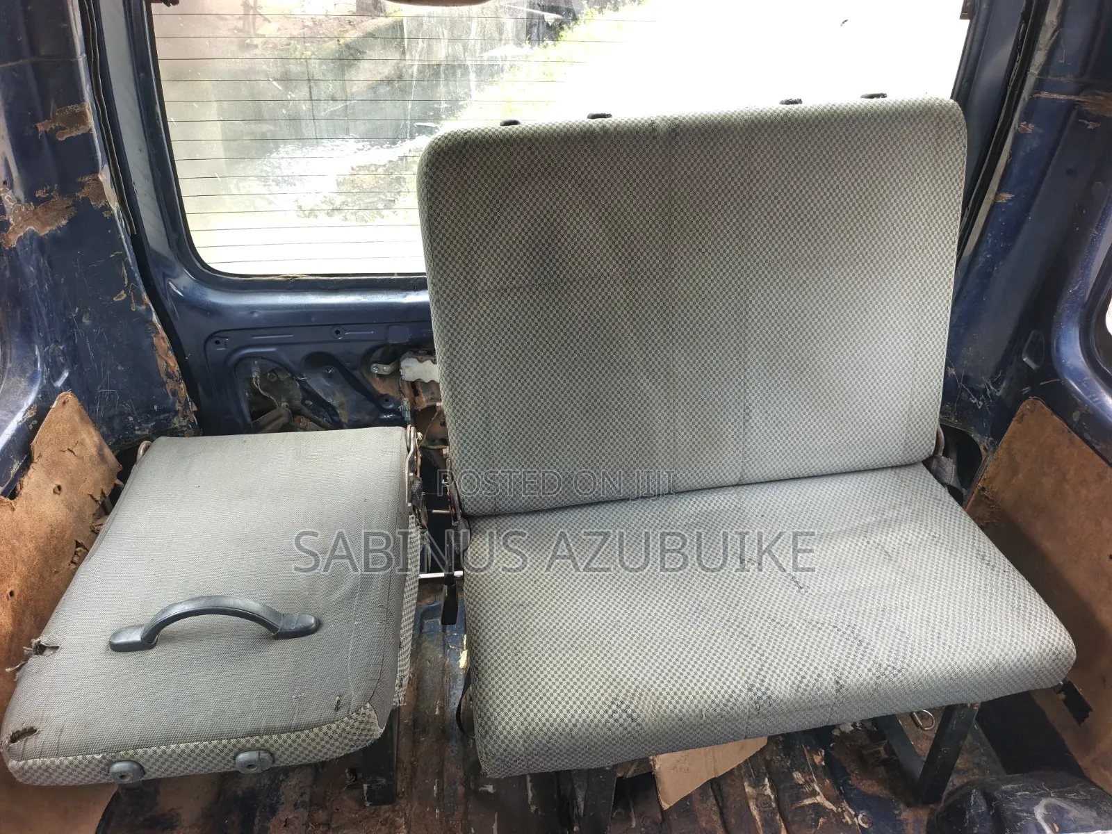 Toyota HiAce 2012 Blue