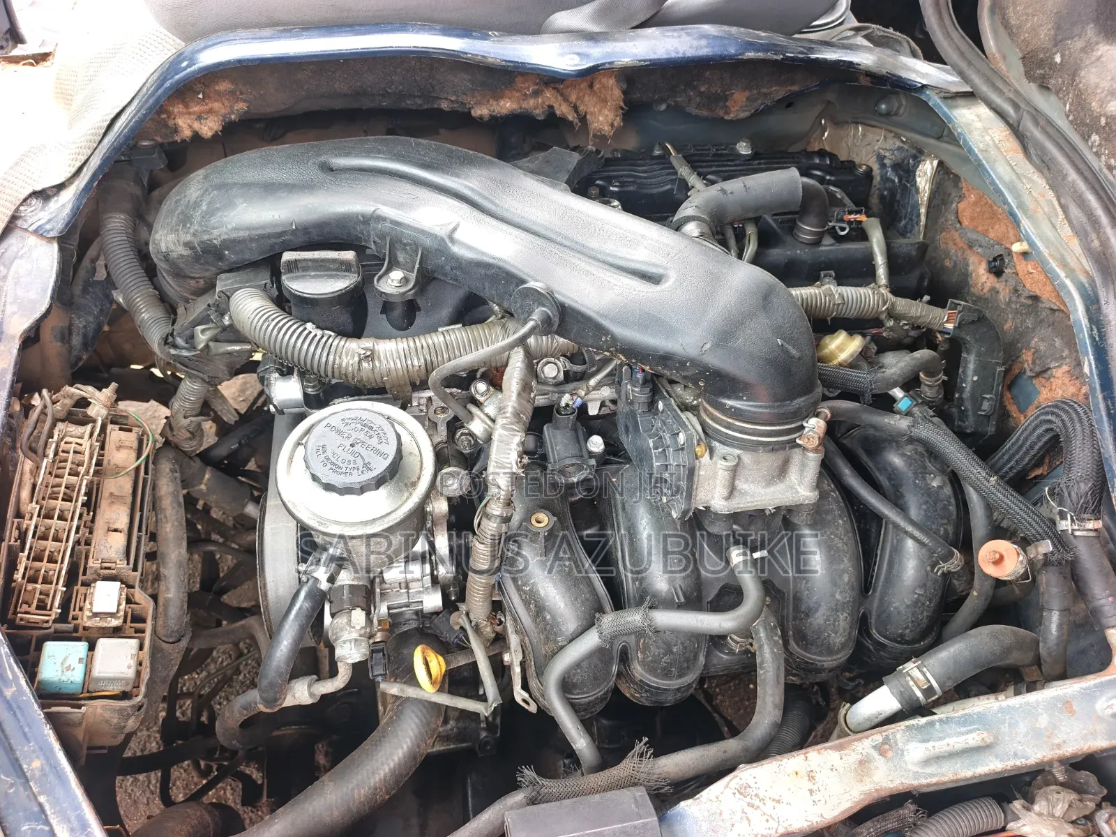 Toyota HiAce 2012 Blue