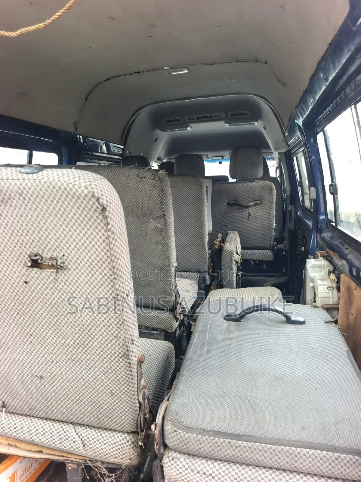 Toyota HiAce 2012 Blue