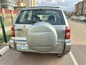 Toyota RAV4 2005 Gray