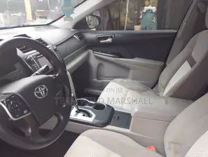 Toyota Camry LE 4dr Sedan (2.5L 4cyl 6A) 2013 Blue