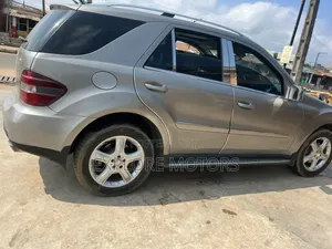 Mercedes-Benz M Class 2007 Gray