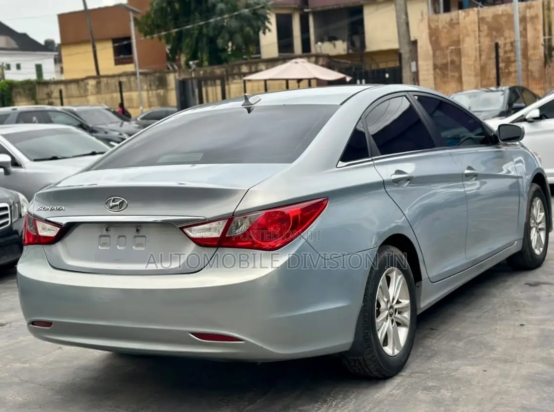 Hyundai Sonata 2013 Blue