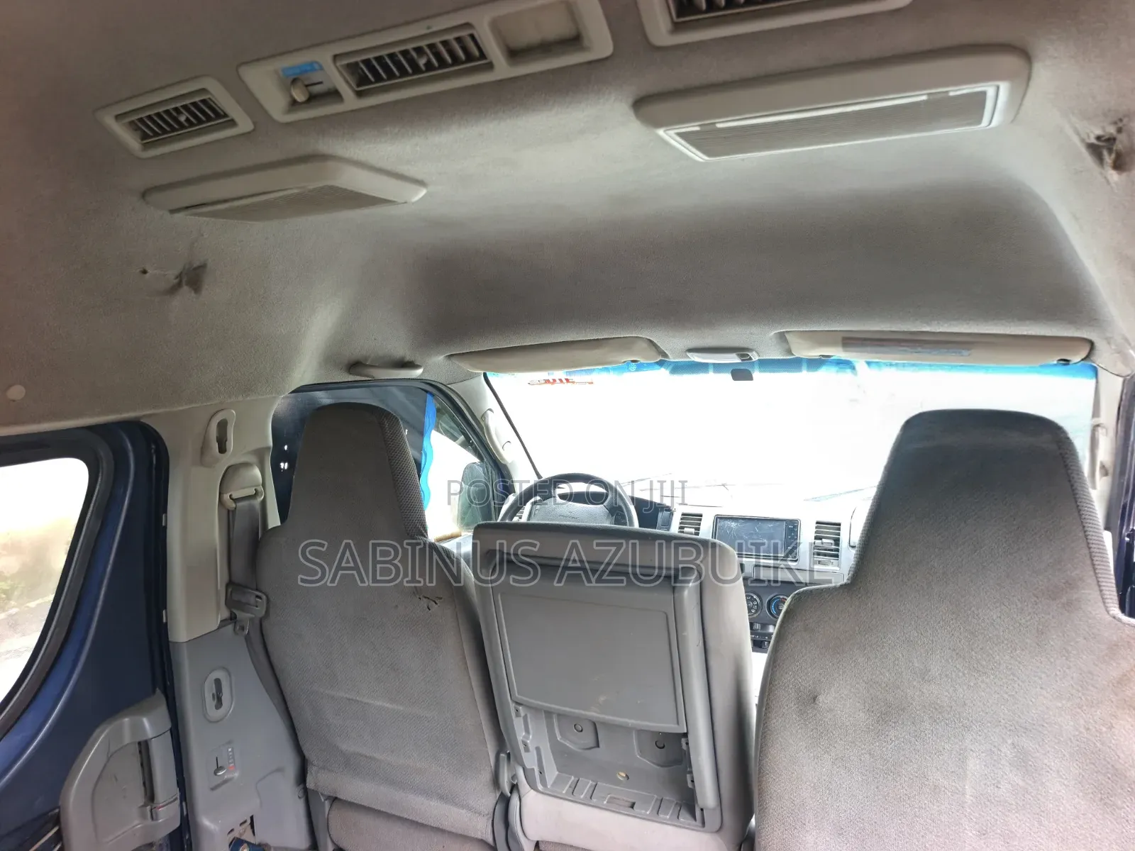 Toyota HiAce 2012 Blue