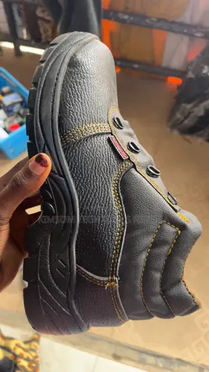 Armstrong Safety Boot