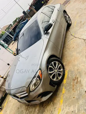 Mercedes-Benz C300 2015 Gray