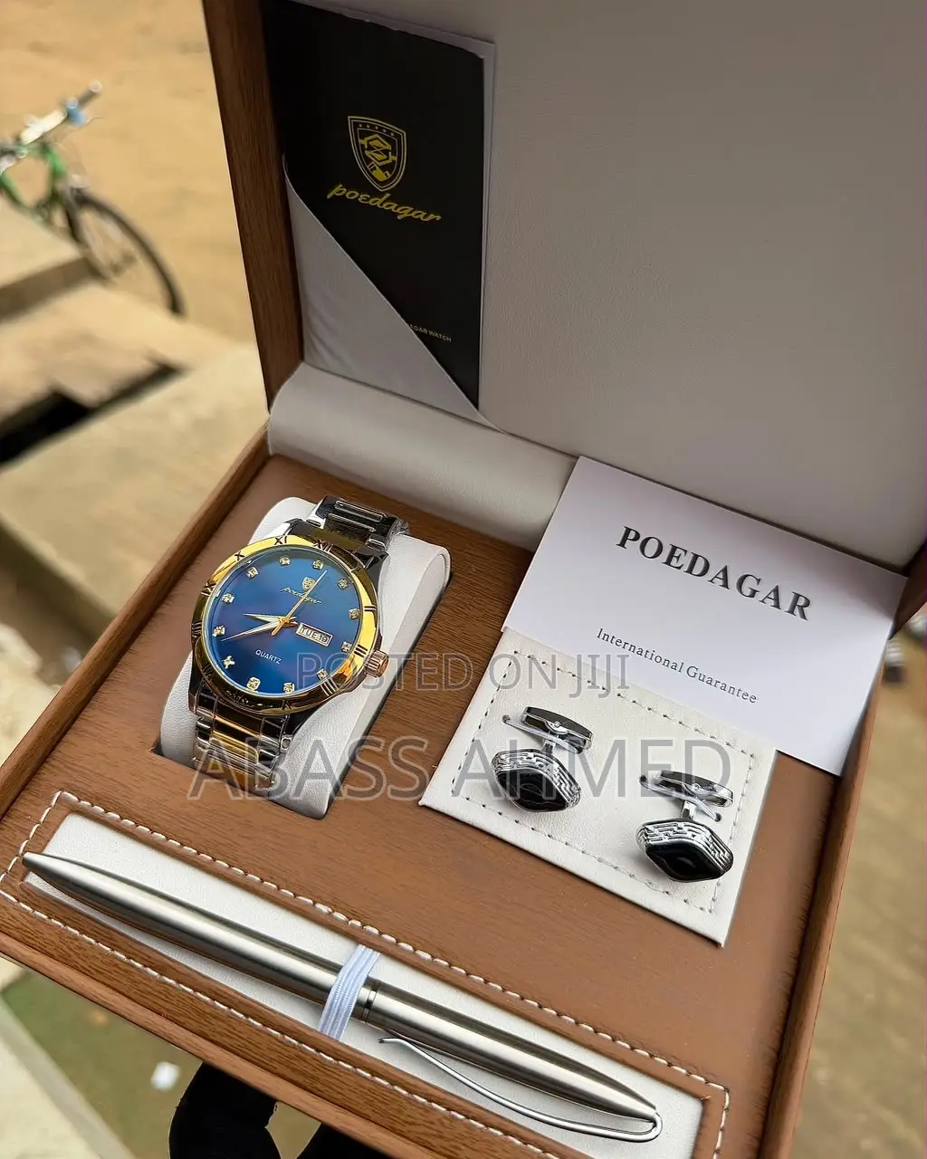 Poedagar Watch