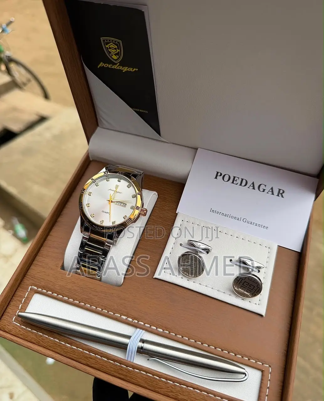 Poedagar Watch
