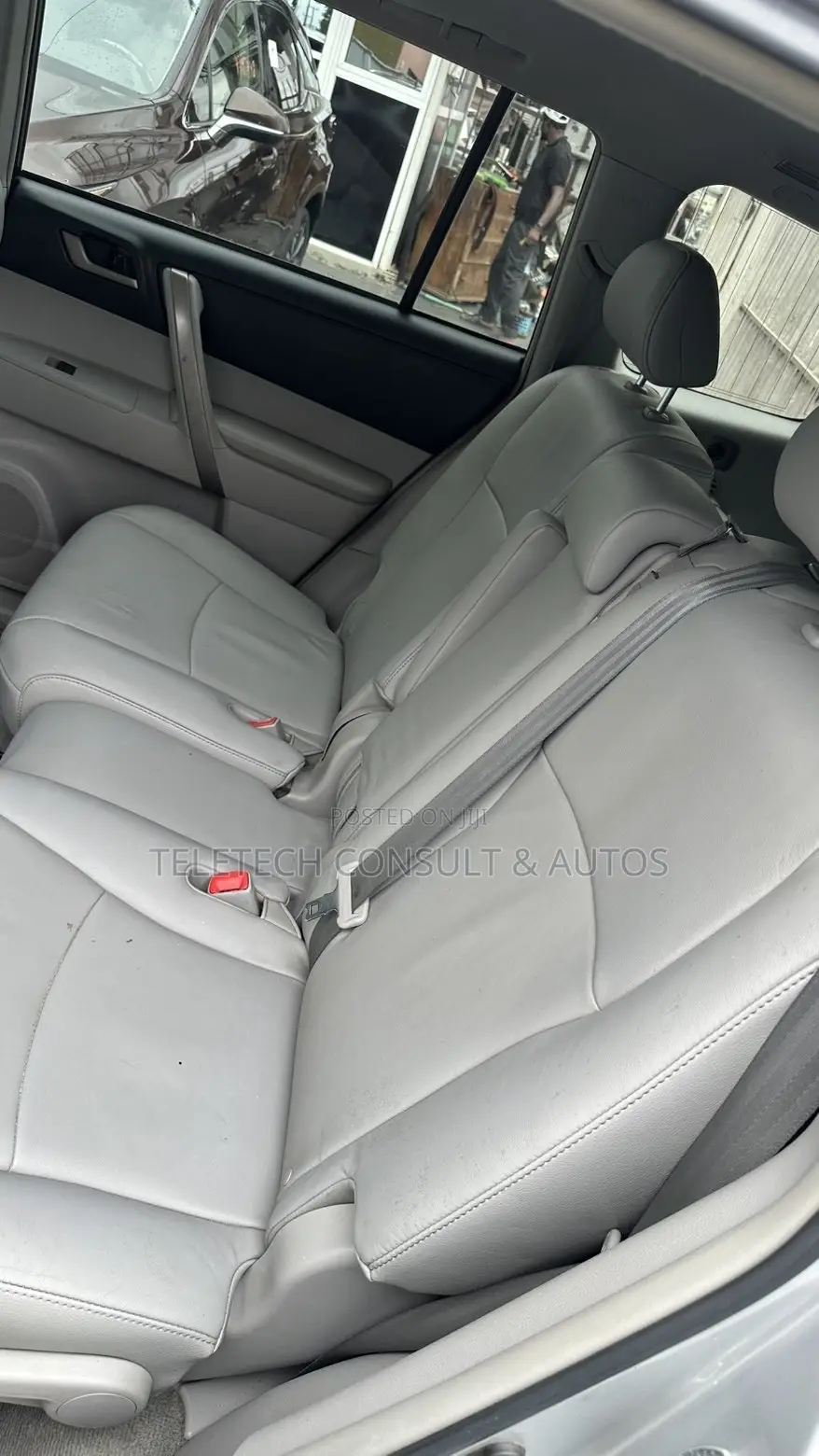 Toyota Highlander Base 2010 Silver