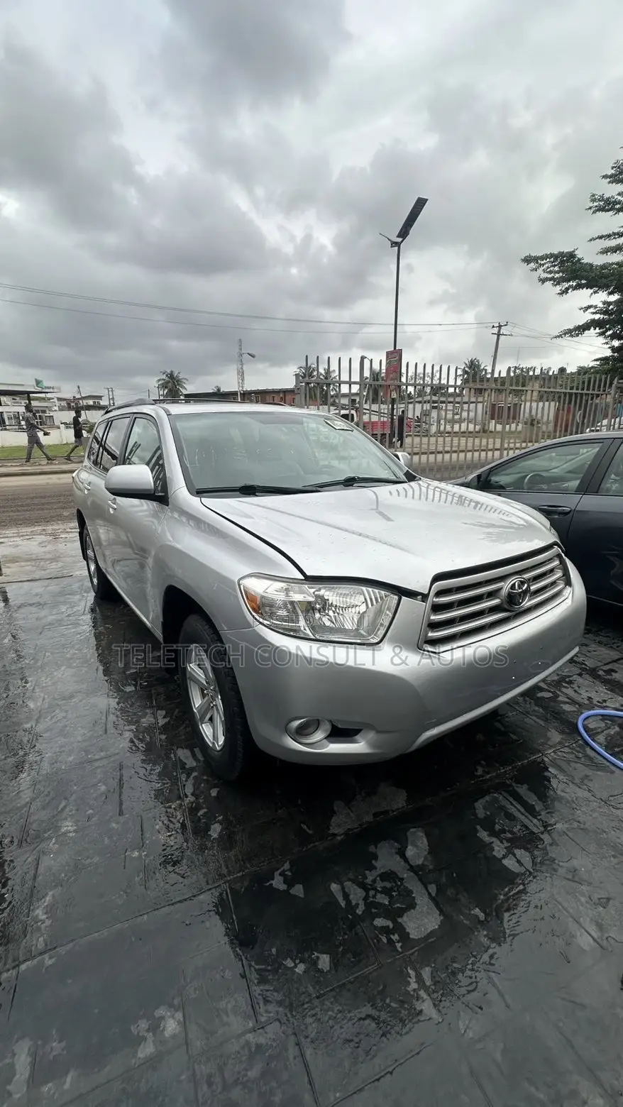Toyota Highlander Base 2010 Silver