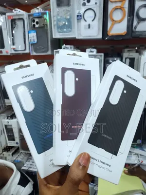 Samsung Galaxy Z Fold 8 Ultra Carbon Fiber Magnetic