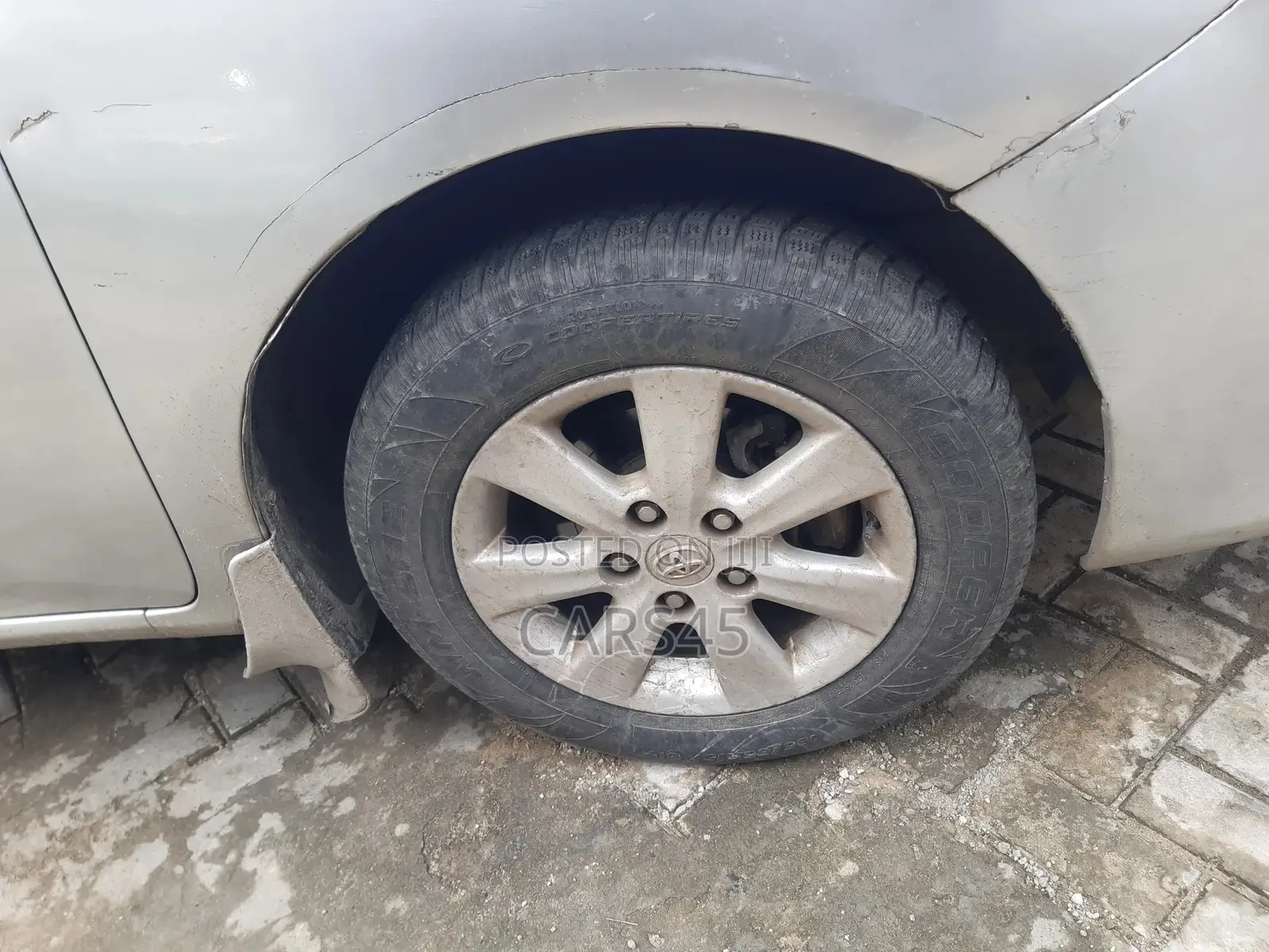 Toyota Corolla 2011 Silver