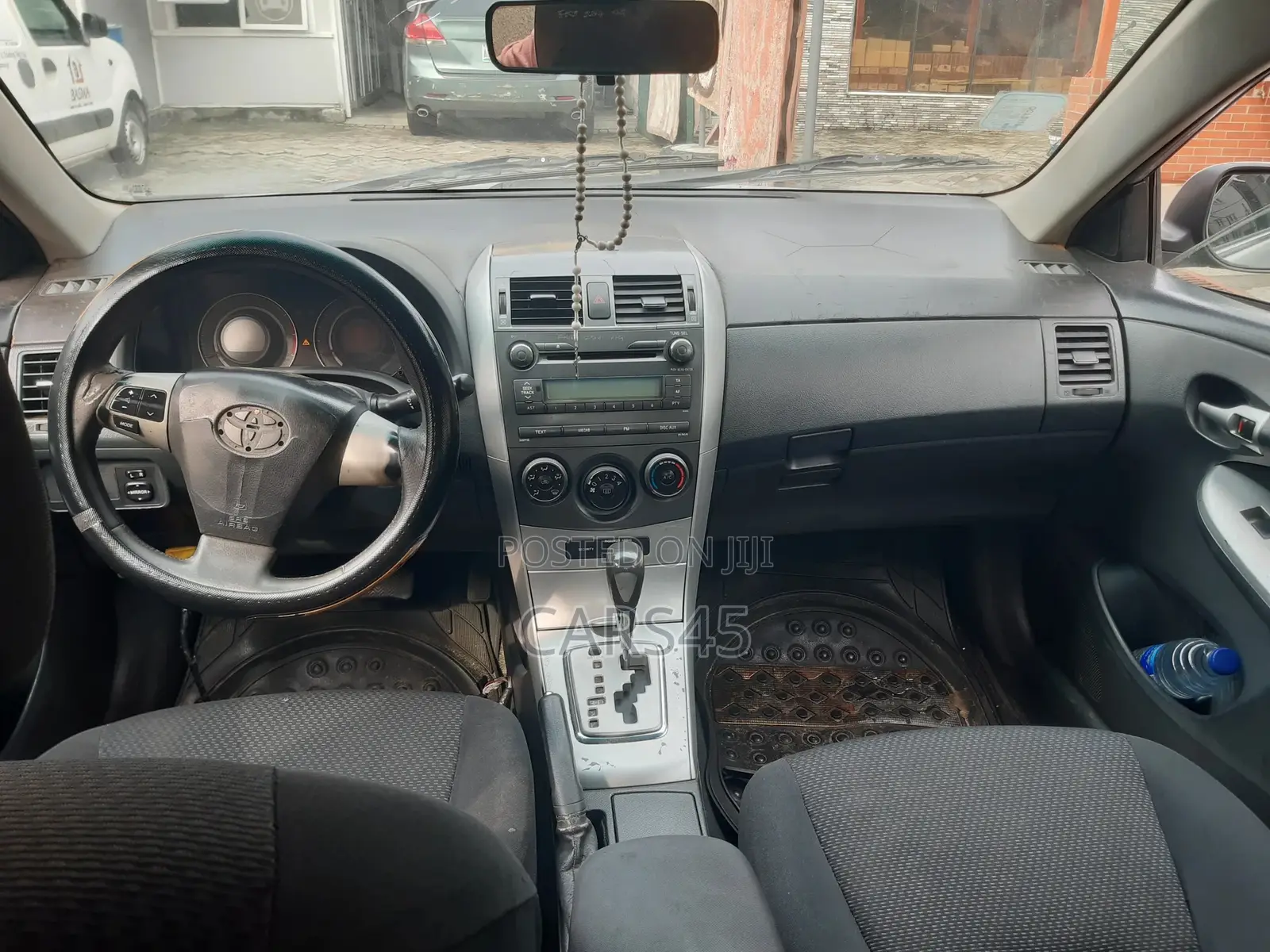 Toyota Corolla 2011 Silver