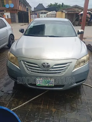 Toyota Camry LE 4dr Sedan (2.4L 4cyl 5A) 2009 Blue