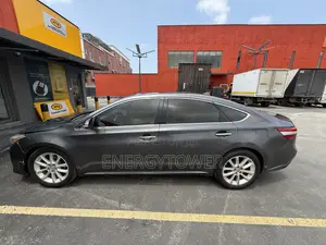 Toyota Avalon Limited Sedan FWD (3.5L 6cyl 6A) 2013 Gray
