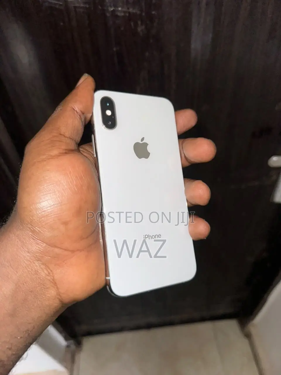 Apple iPhone XS 64 GB White