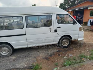 Foton View 2013 White