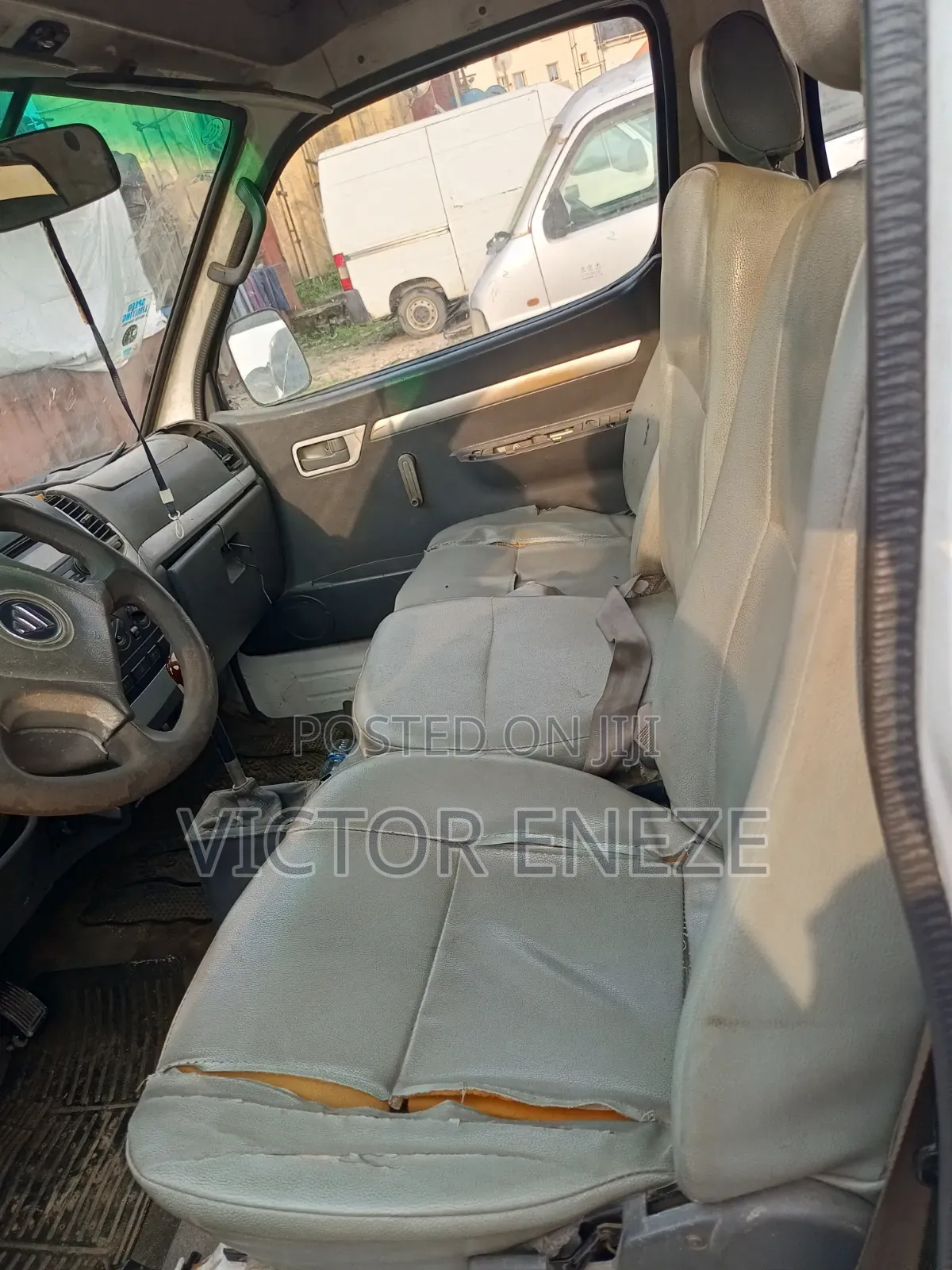 Foton View 2013 White