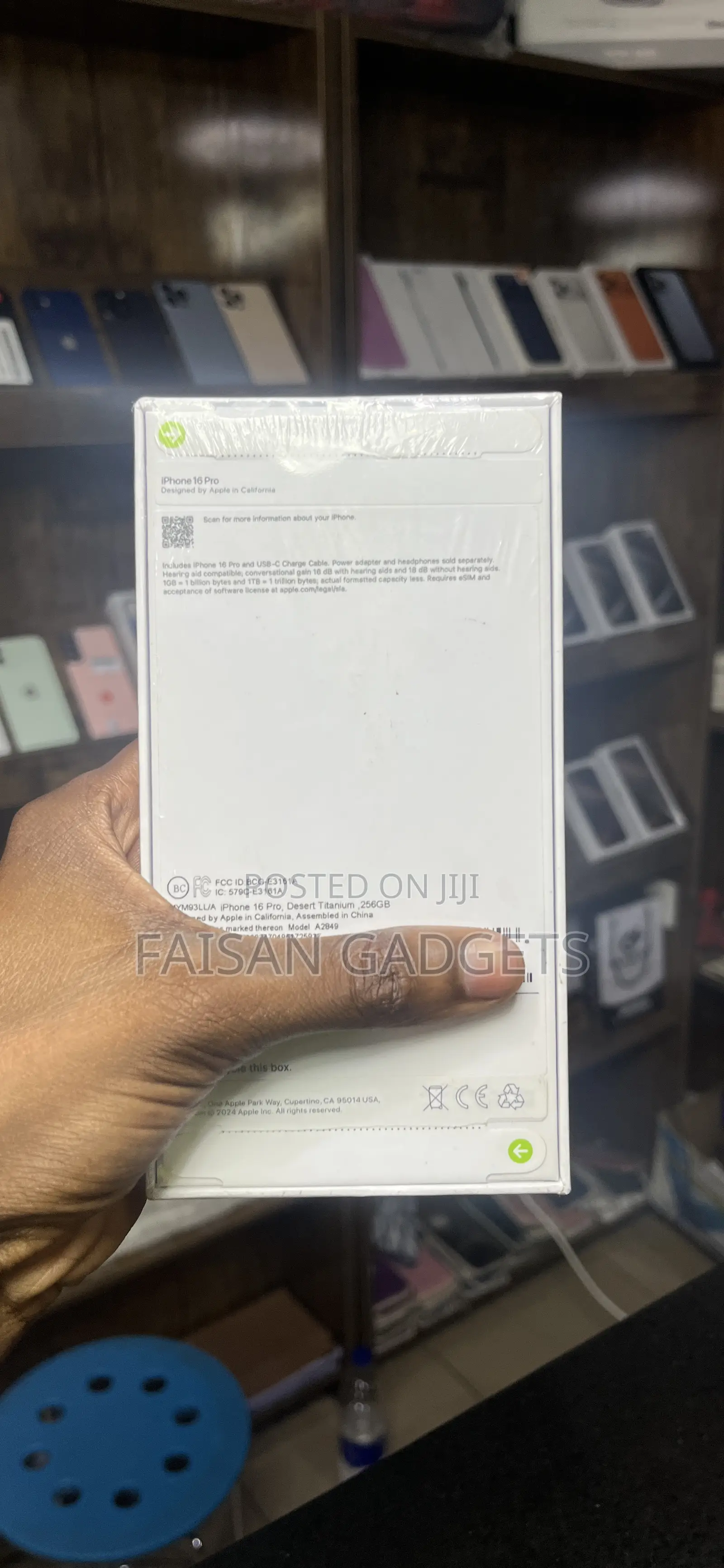New Apple iPhone 16 Pro 256 GB Gold
