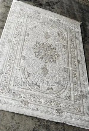7x10fts Cream and l.beige Arabian Premium Rug