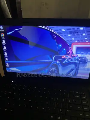 Laptop Compaq 320 4GB HDD 500GB