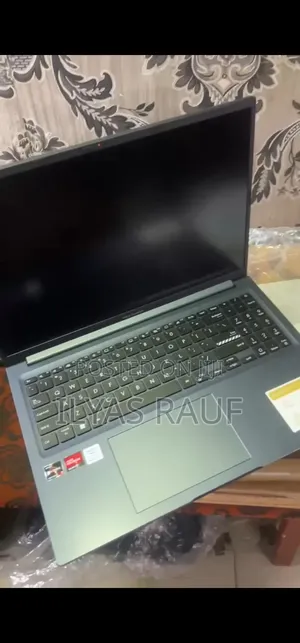 New Laptop Asus Vivobook 15 16GB AMD Ryzen 7 SSD 512GB