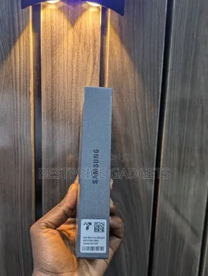 New Samsung Galaxy S25 256 GB