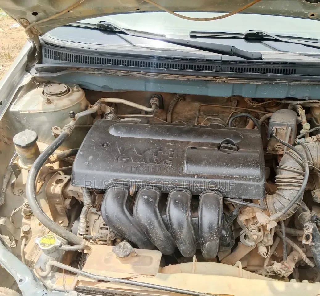 Toyota Corolla 2004 Silver
