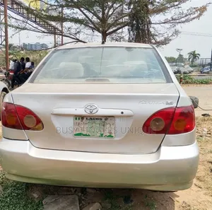 Toyota Corolla 2004 Silver