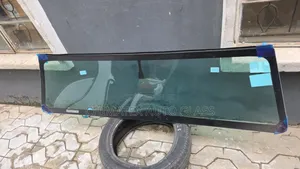 Hummer 2 Jeep Windscreen Glass Available Installed at Chimatex