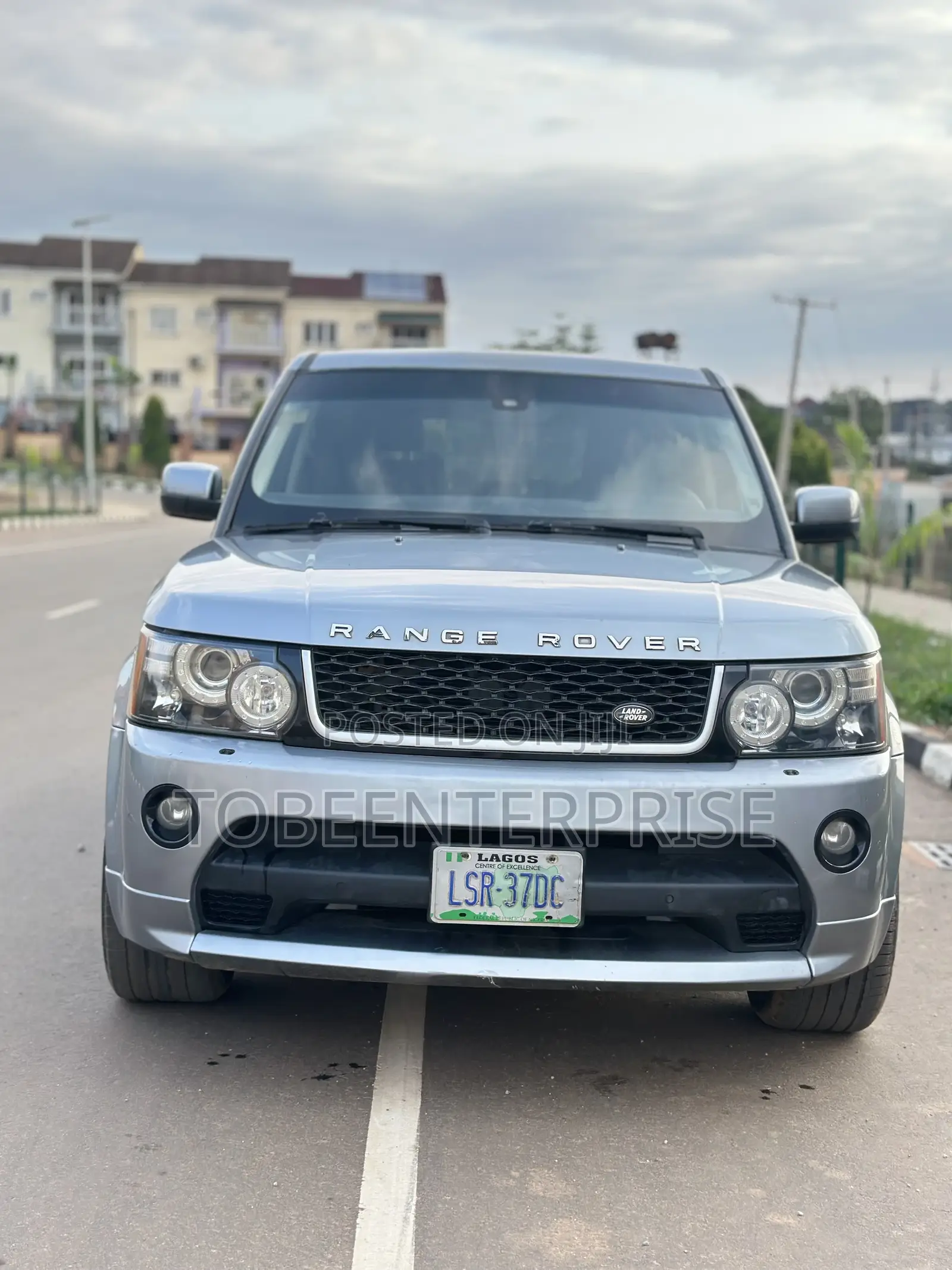 Land Rover Range Rover 2011 Gray