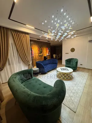 4bdrm Townhouse / Terrace in Osapa London for rent
