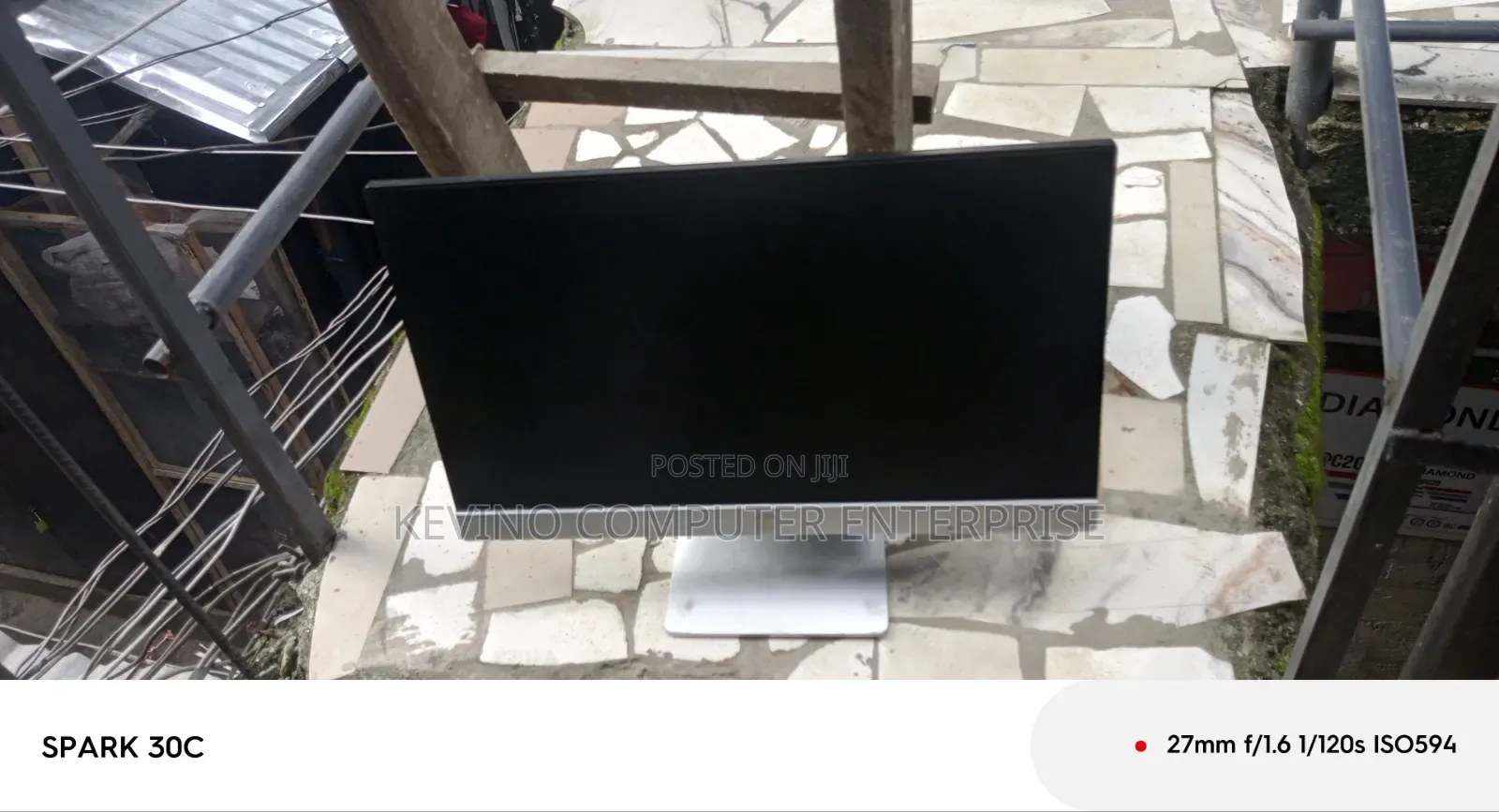 23 Inches HP