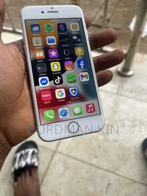 Apple iPhone 7 32 GB Silver