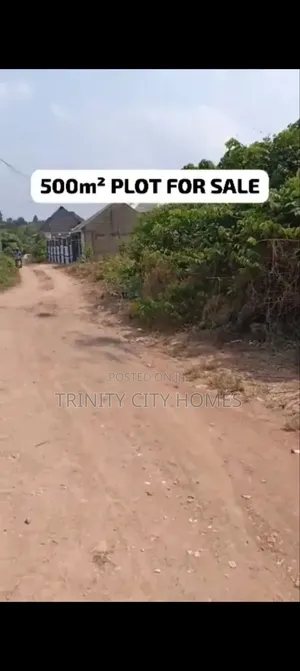 One Plot of Land at Modomo Ede Road, Ile-Ife.