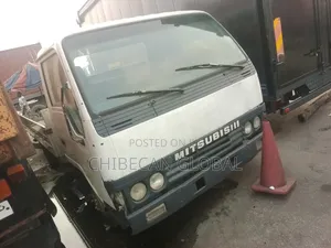 Mitsubishi Canter Truck (Nigerian. Used) With 6 Tyres,