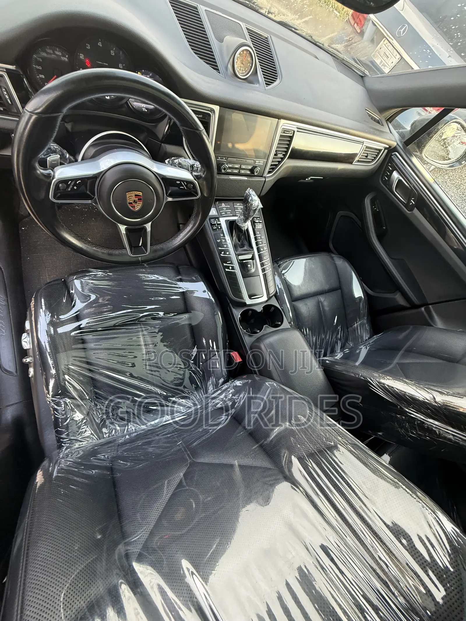 Porsche Macan Base 2018 Gray
