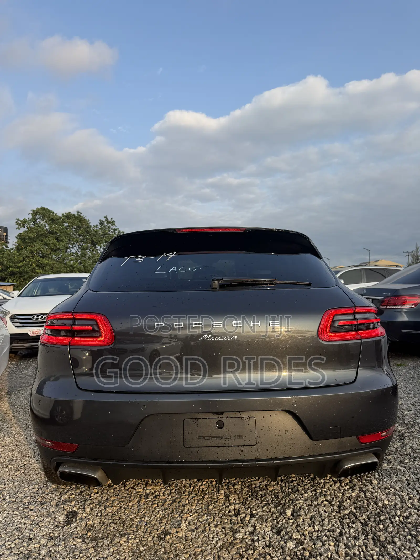 Porsche Macan Base 2018 Gray