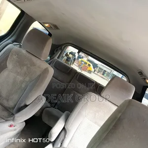 Toyota Sienna 2010 Silver